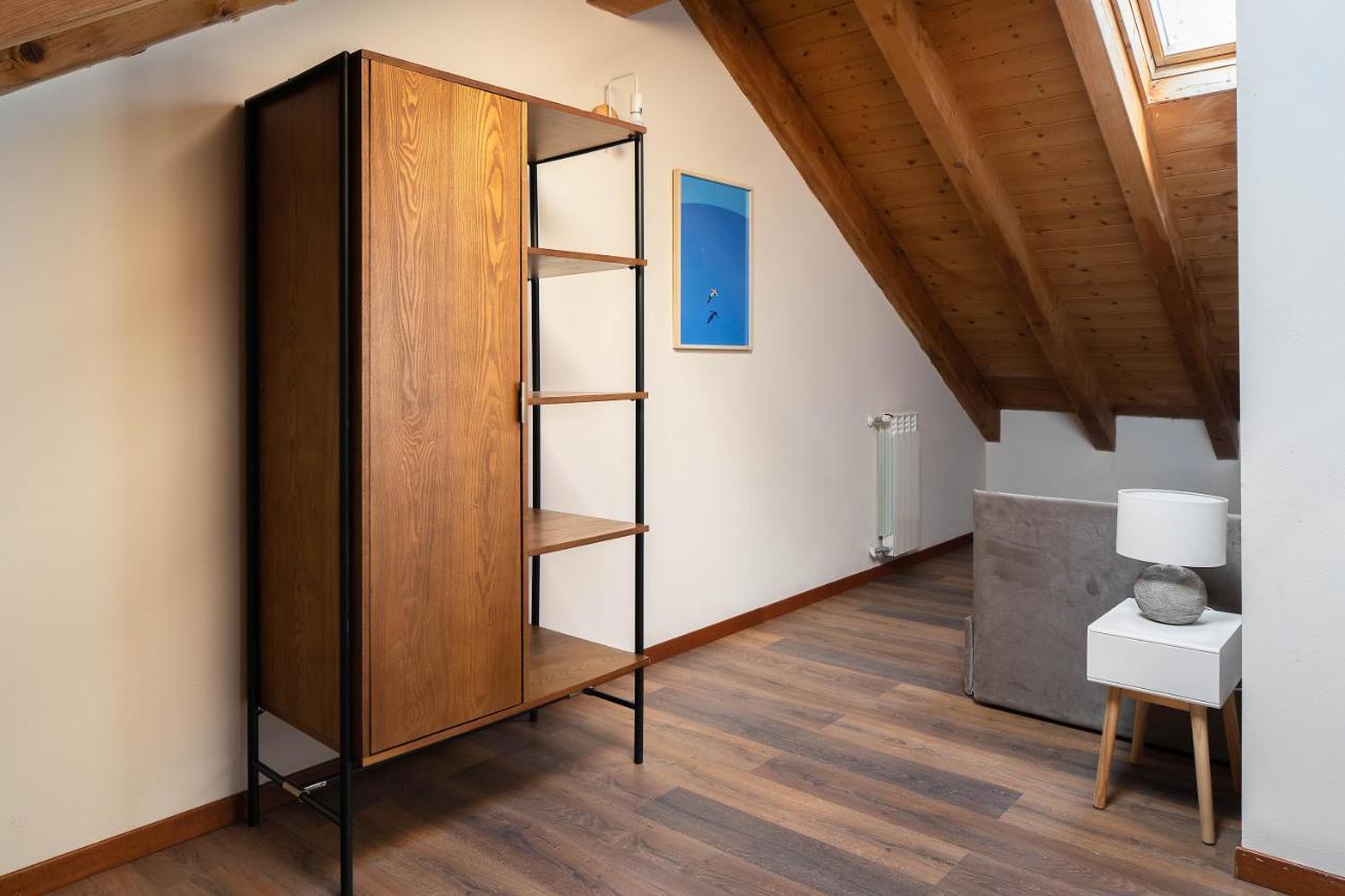 Apartment Lario's - 10 Suites On Lake Acquaseria