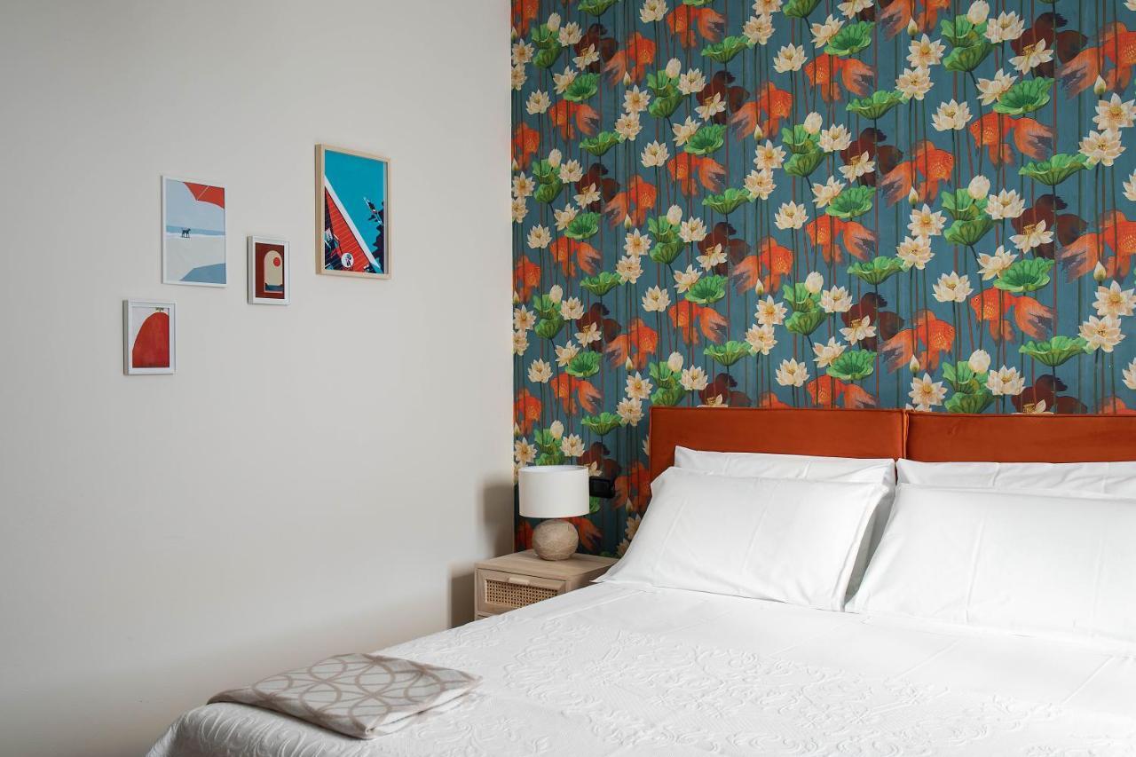 Apartment Lario's - 10 Suites On Lake Acquaseria