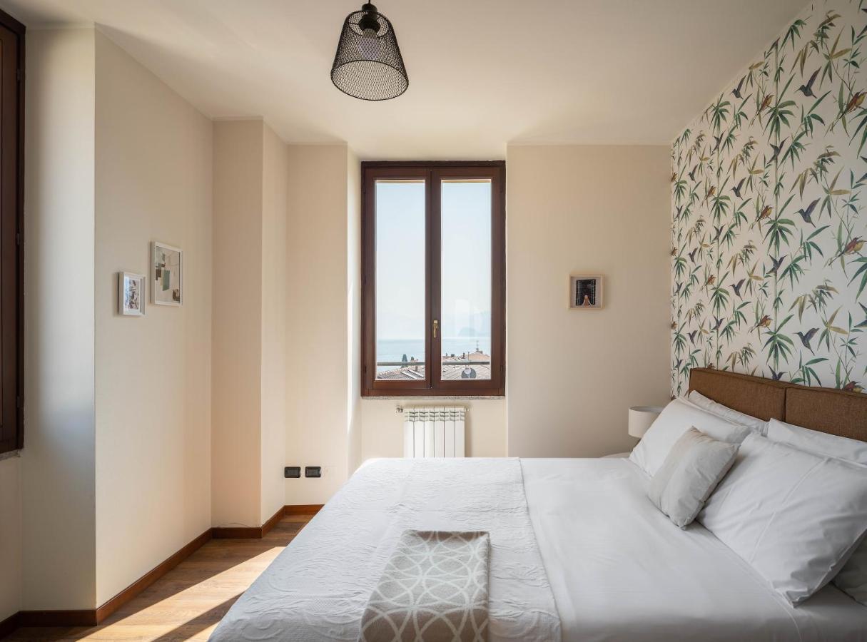Lario's - 10 Suites On Lake Apartment *