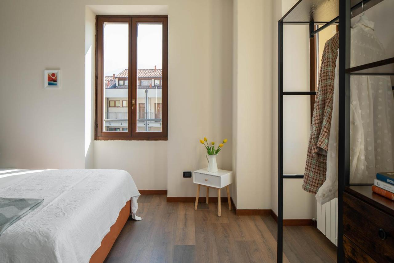 Lario's - 10 Suites On Lake Apartment *