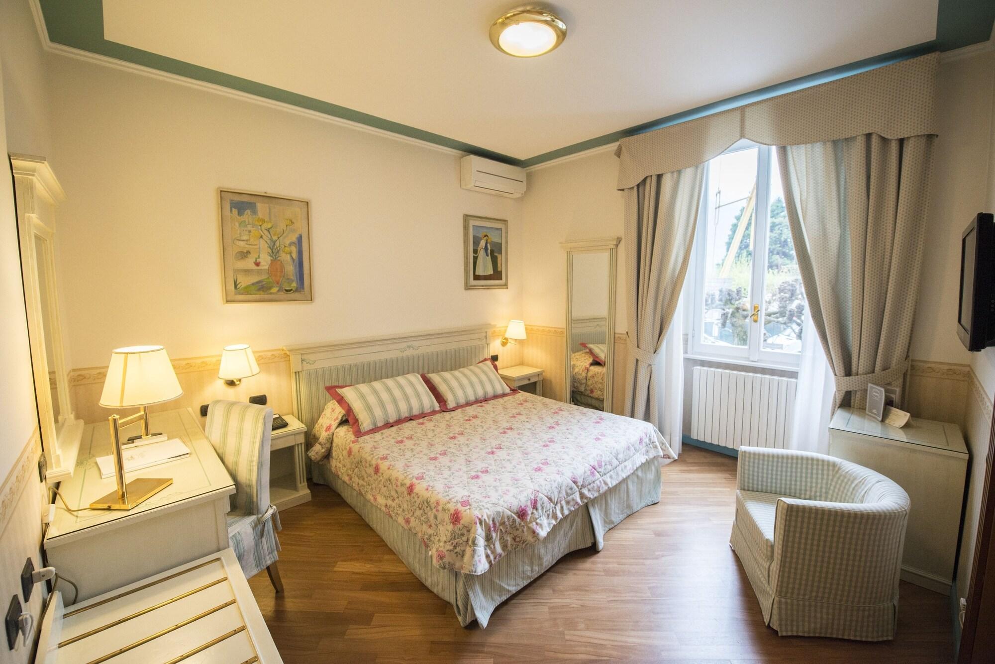 Posta Hotel Moltrasio