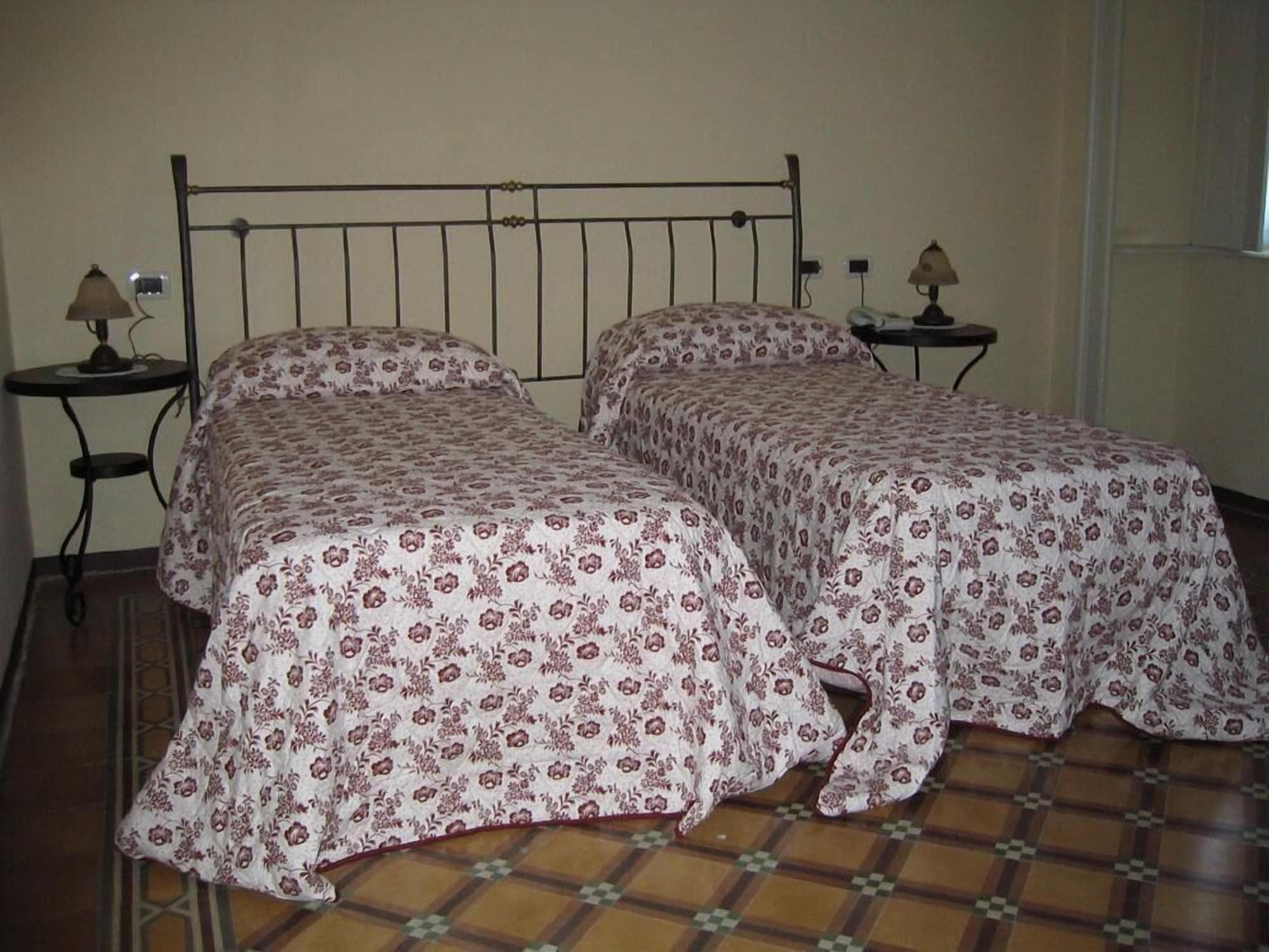 Bed & Breakfast Alla Torretta 2*
