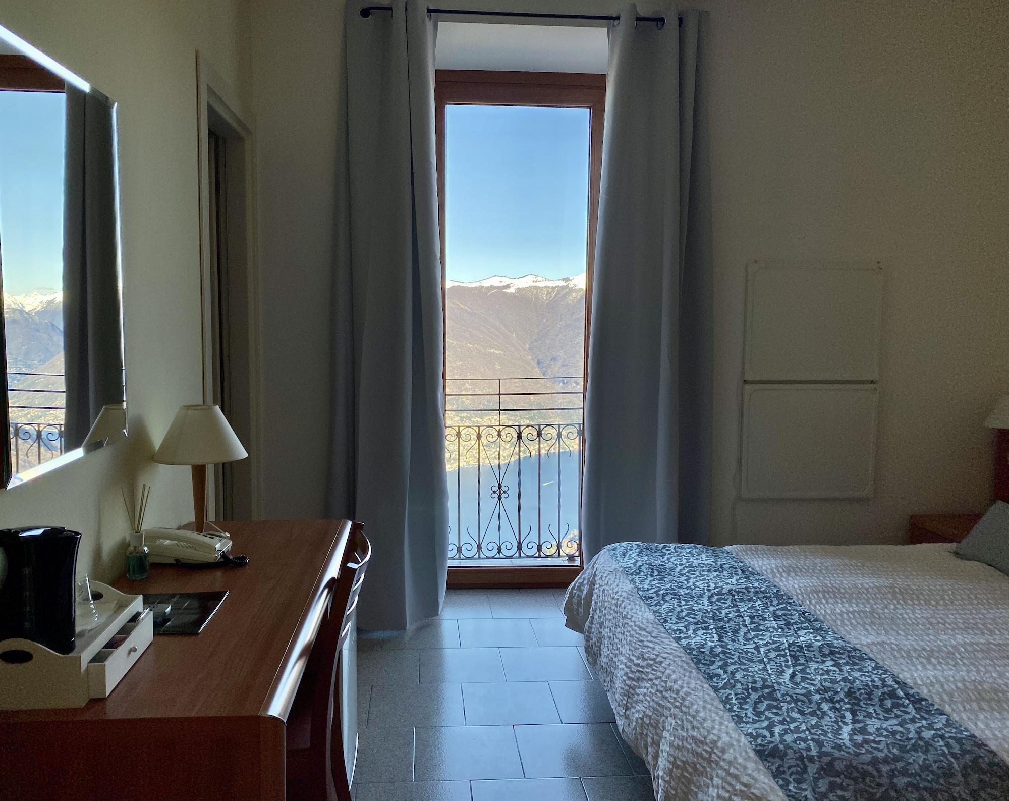 Paradiso Hotel