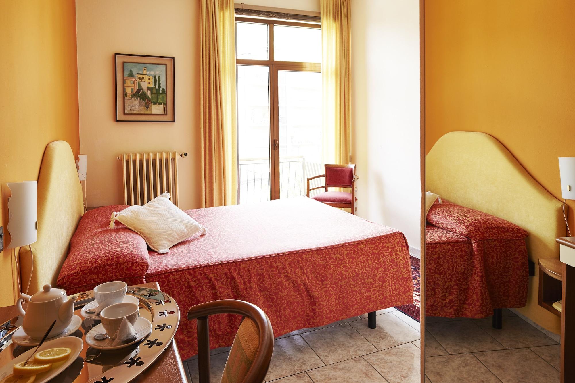 2000 Hotel Gravedona