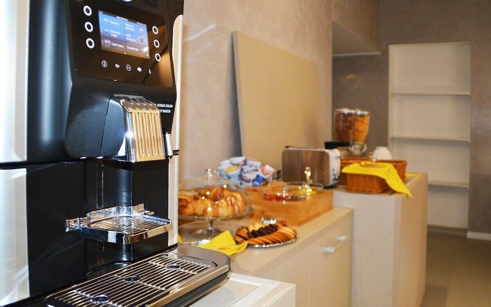 Il Loggiato Dei Serviti Hotel 3*