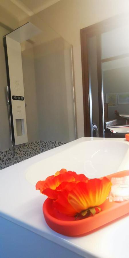 Dream Panorama, Garage In The Center Of Apartment Varenna