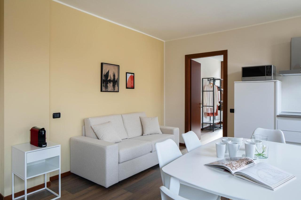 Lario's - 10 Suites On Lake * Acquaseria