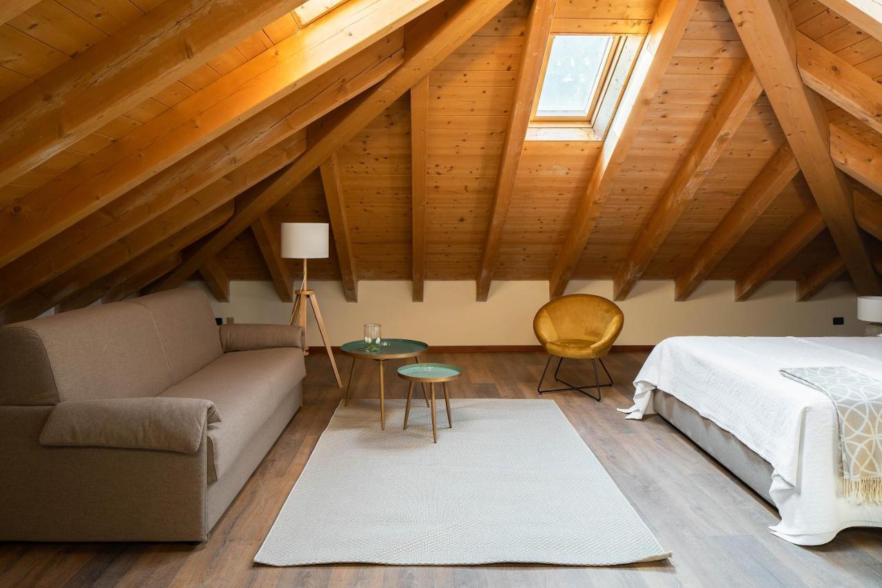 Lario's - 10 Suites On Lake Apartment Acquaseria