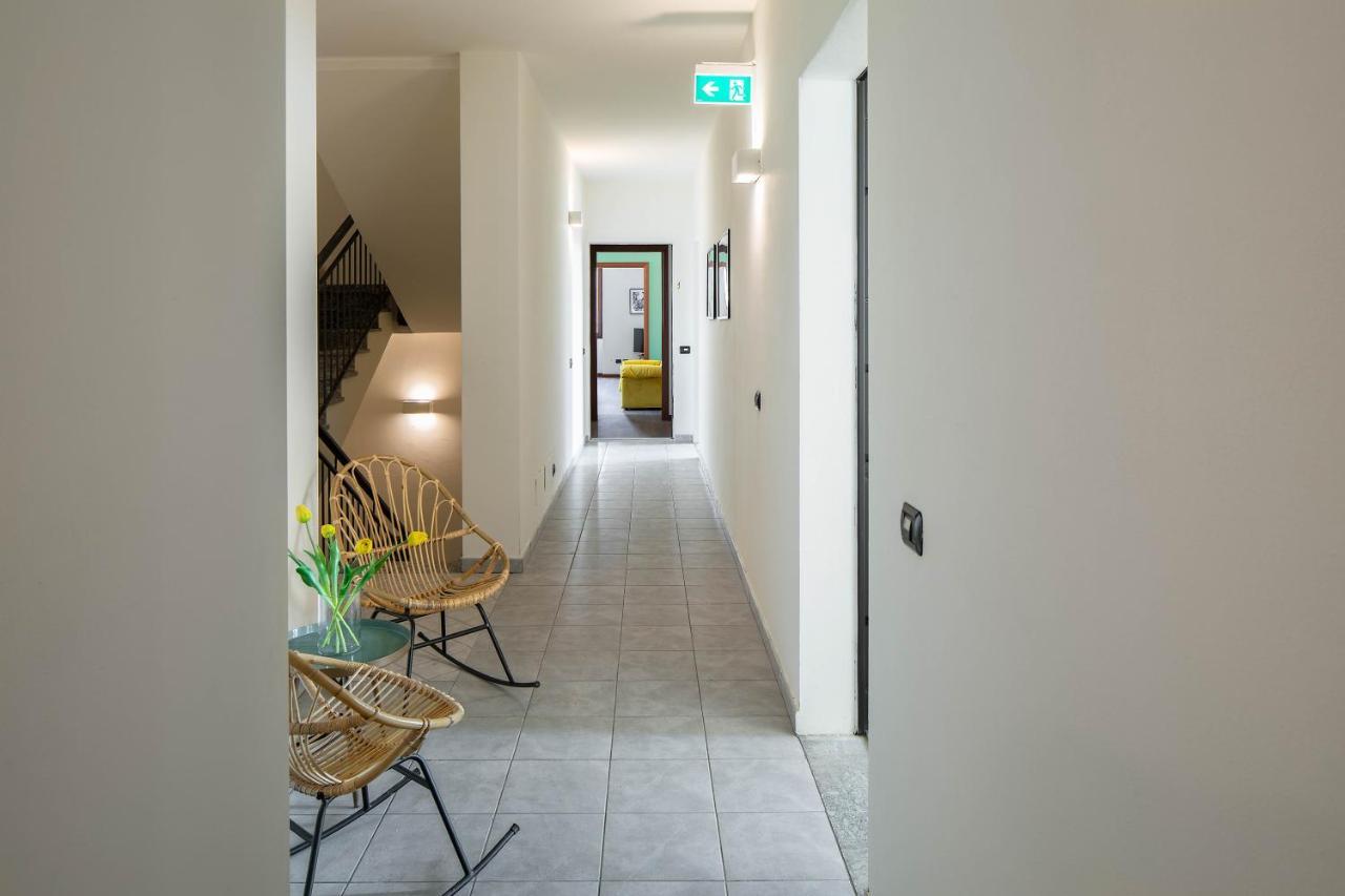 Lario's - 10 Suites On Lake Apartment *