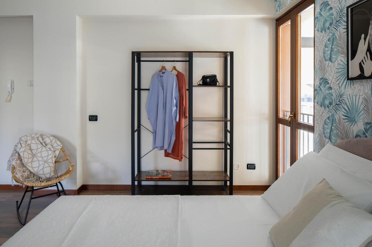 Apartment Lario's - 10 Suites On Lake *