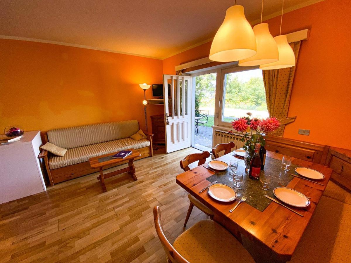 Apartment Sole 3 Garten Mit Pool Eg Colico
