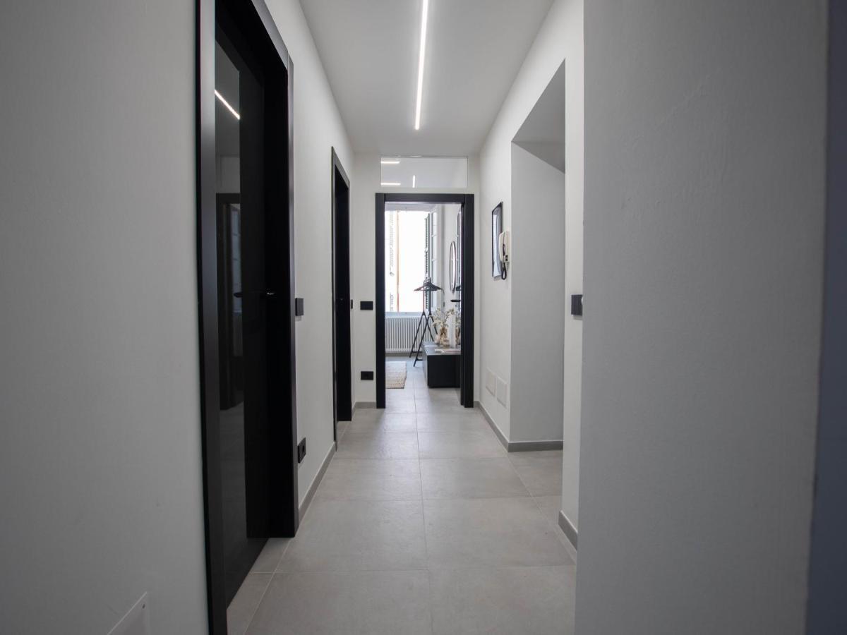 Exclusive 130 Mq With Lake And Domo View + Terrace Apartment *