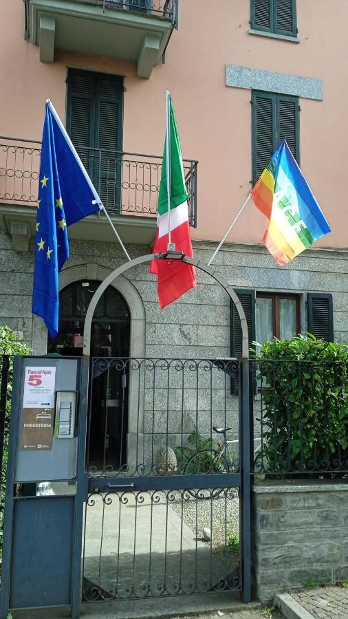 Gira Guest house