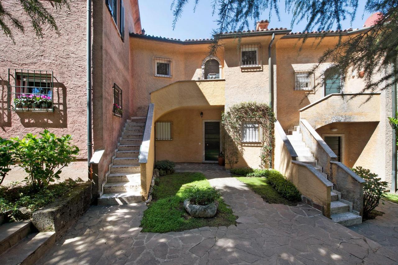I Prati Di Giussana Apartment