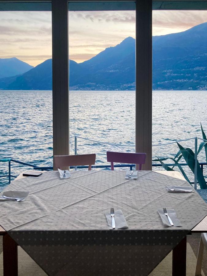 Unique Waterfront Private House At Holiday home