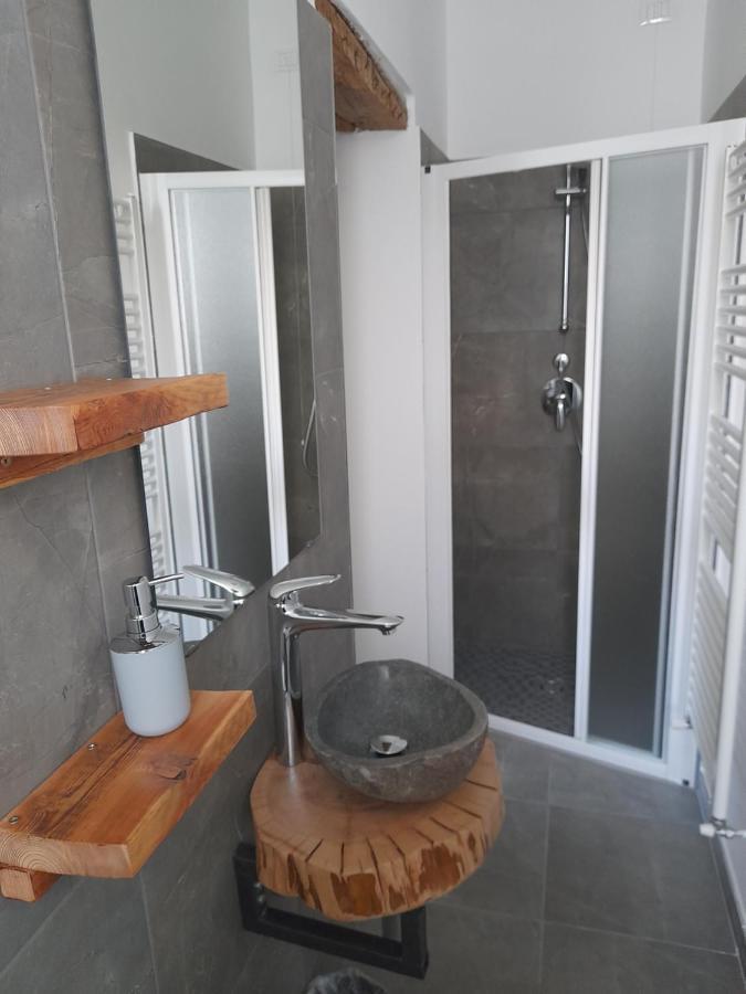 Lescen White - View Apartment *