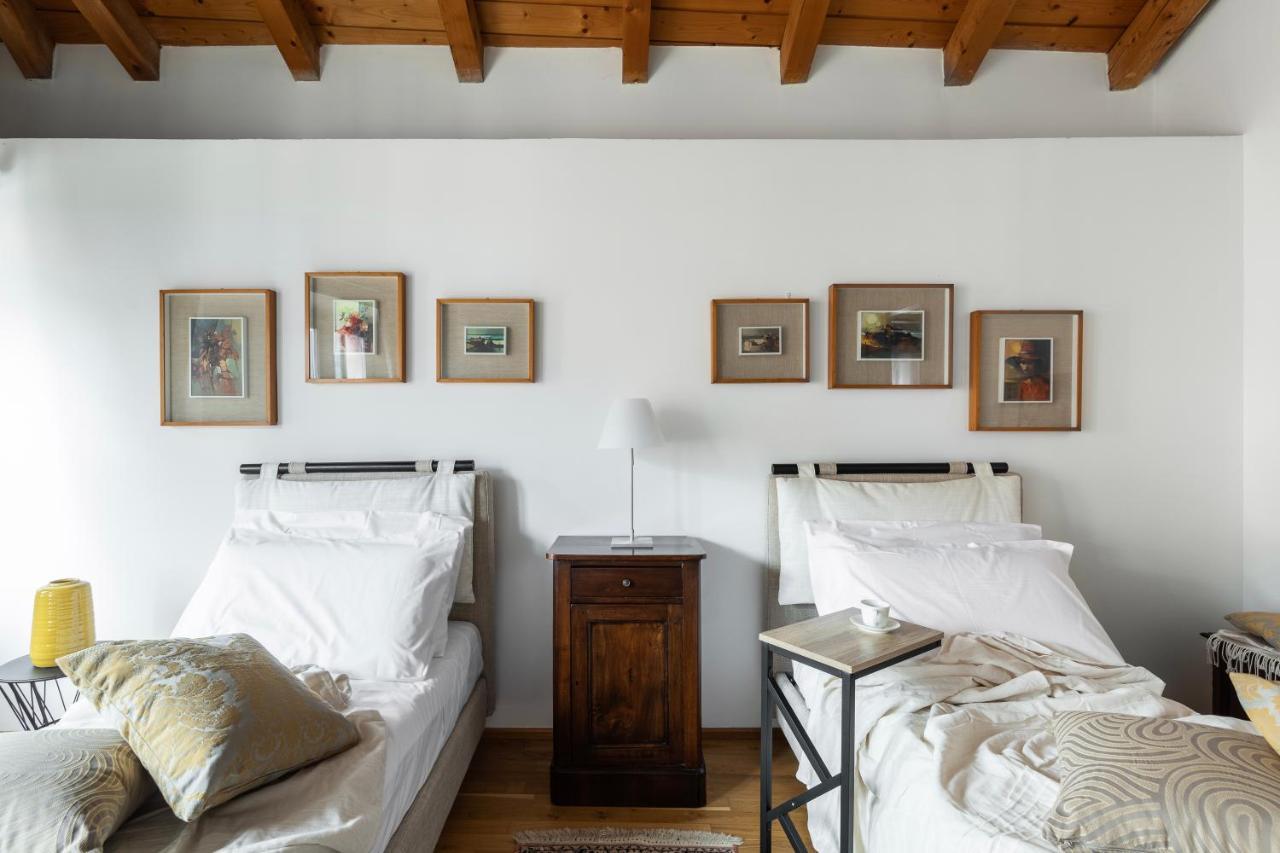 Apartment A Casa Nuccia Mansarda By Solutions Como