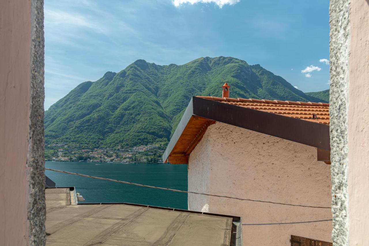 *holiday Home* W/patio & Fireplace + Lake View Apartment