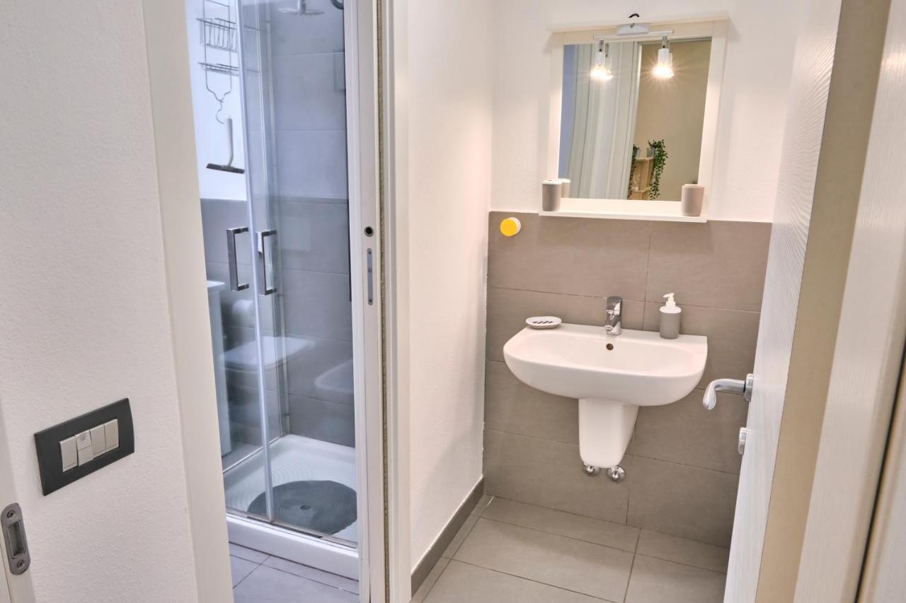 Apartment Centro-lecco Romantico Sul *