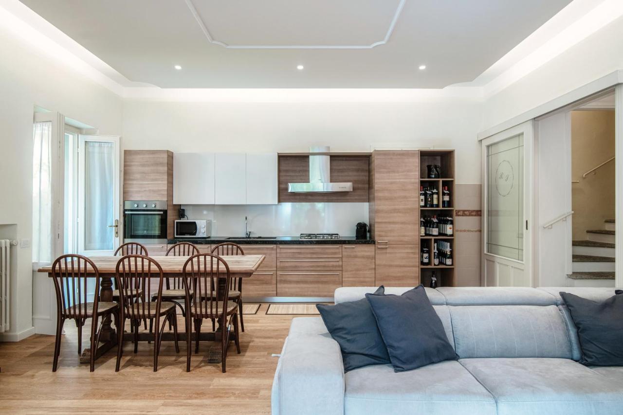 The Lemon Tree House - Center Apartment *