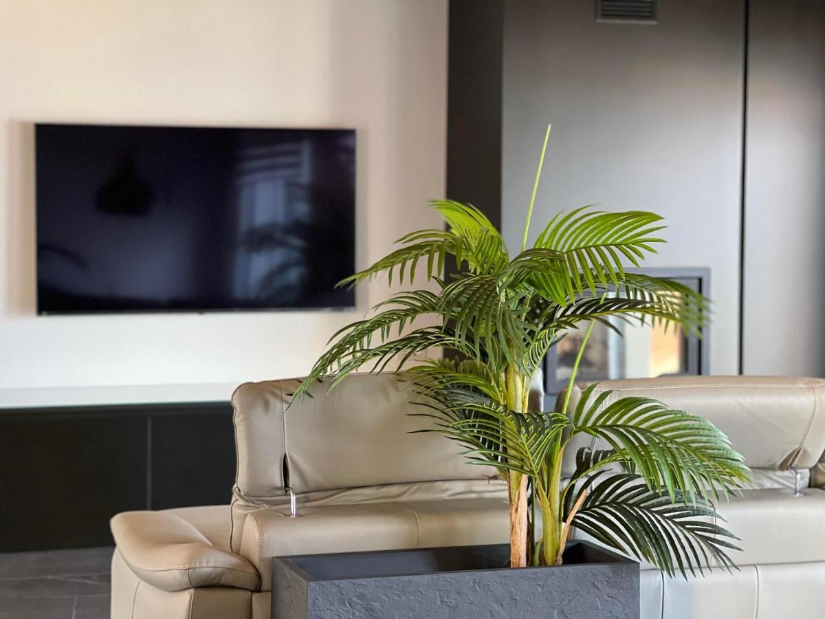 Apartment Luxury Lakefront Penthouse