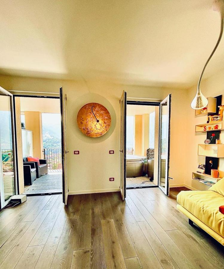 Magic View With Whirpool