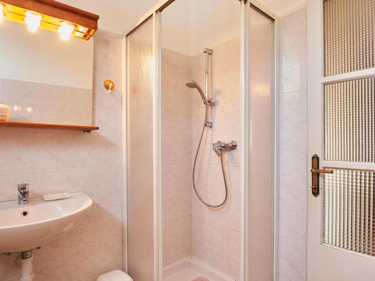 Banca By Interhome Apartment Pianello Del Lario