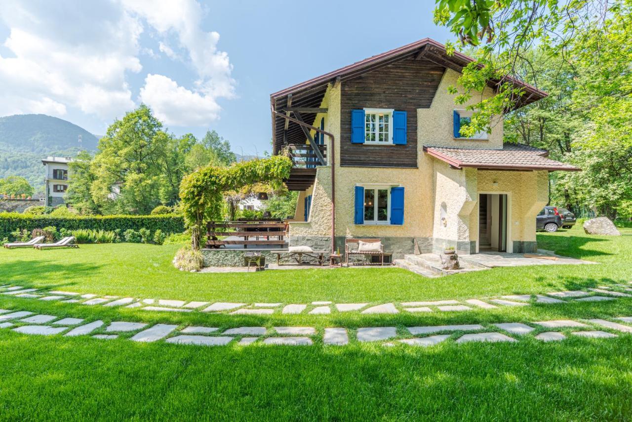 Villa Lovely With Huge Garden Surrounded By Nature