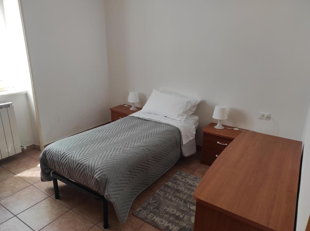 Casa Di Luca Apartment *