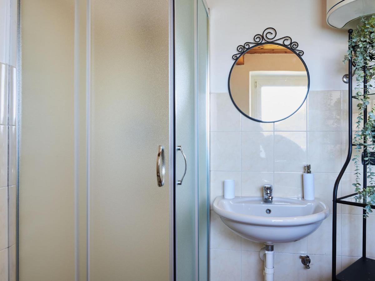 Apartment Oro Del Lario-2 By Interhome *