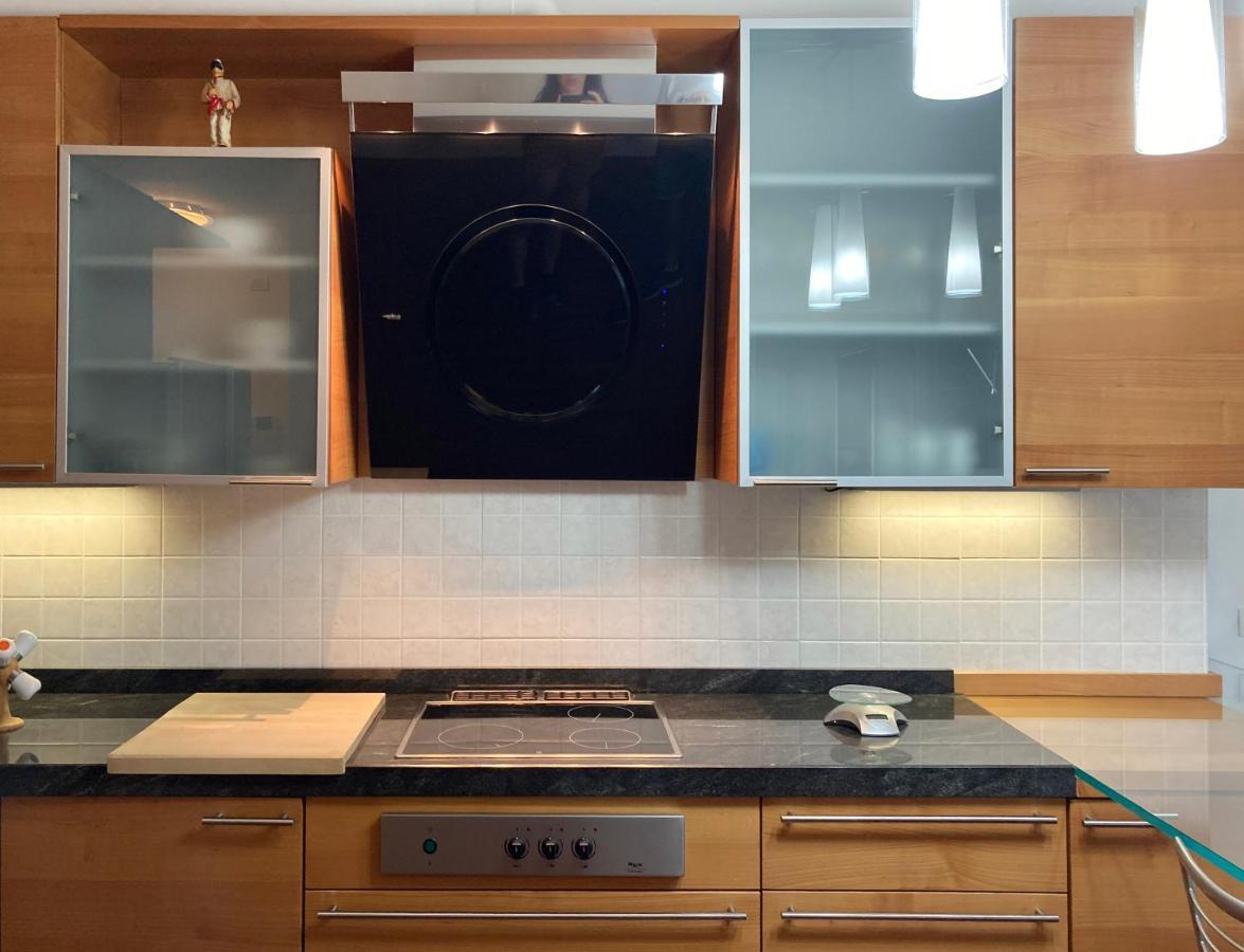Large Well-equipped Near Apartment Lecco