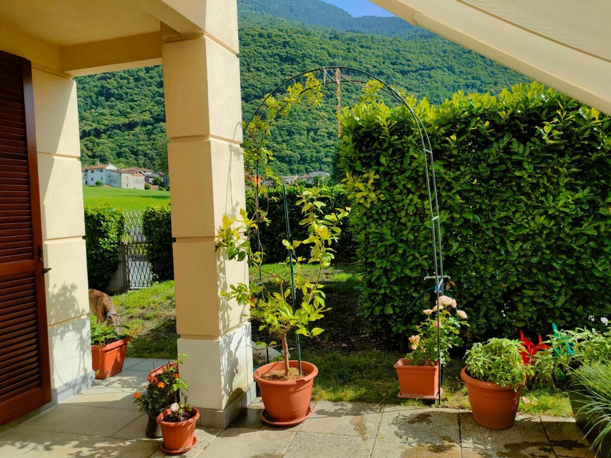 Rosmarino 300 Mt From The Villa Colico