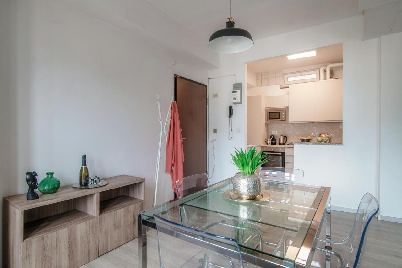 Apartment Joivy Family Flat Balcony
