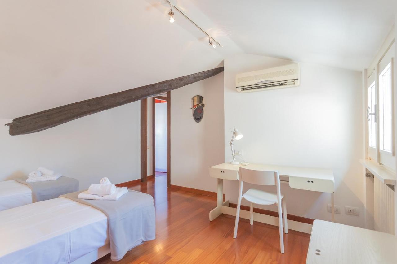 Apartment La Mansarda By Rent *