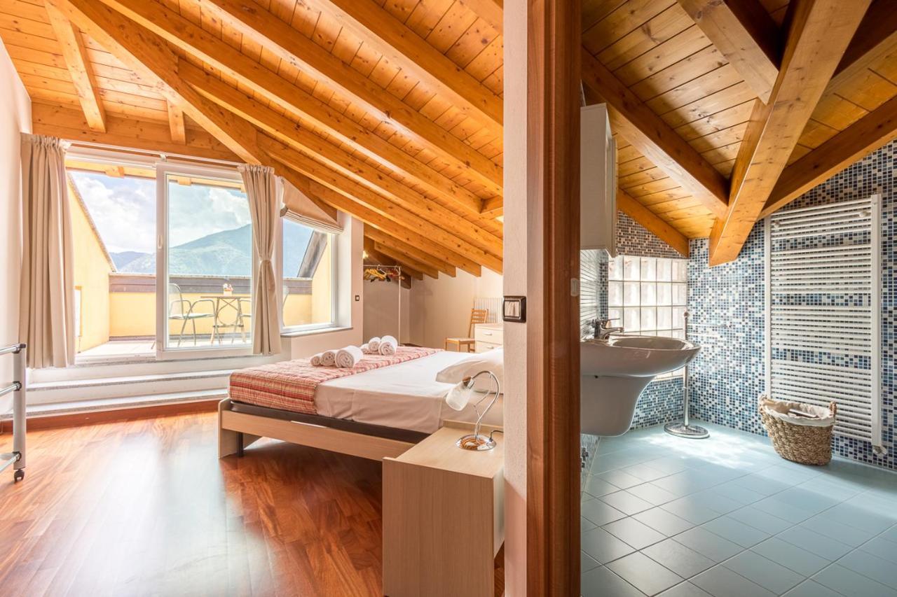 Maya - Tremezzina Apartment *