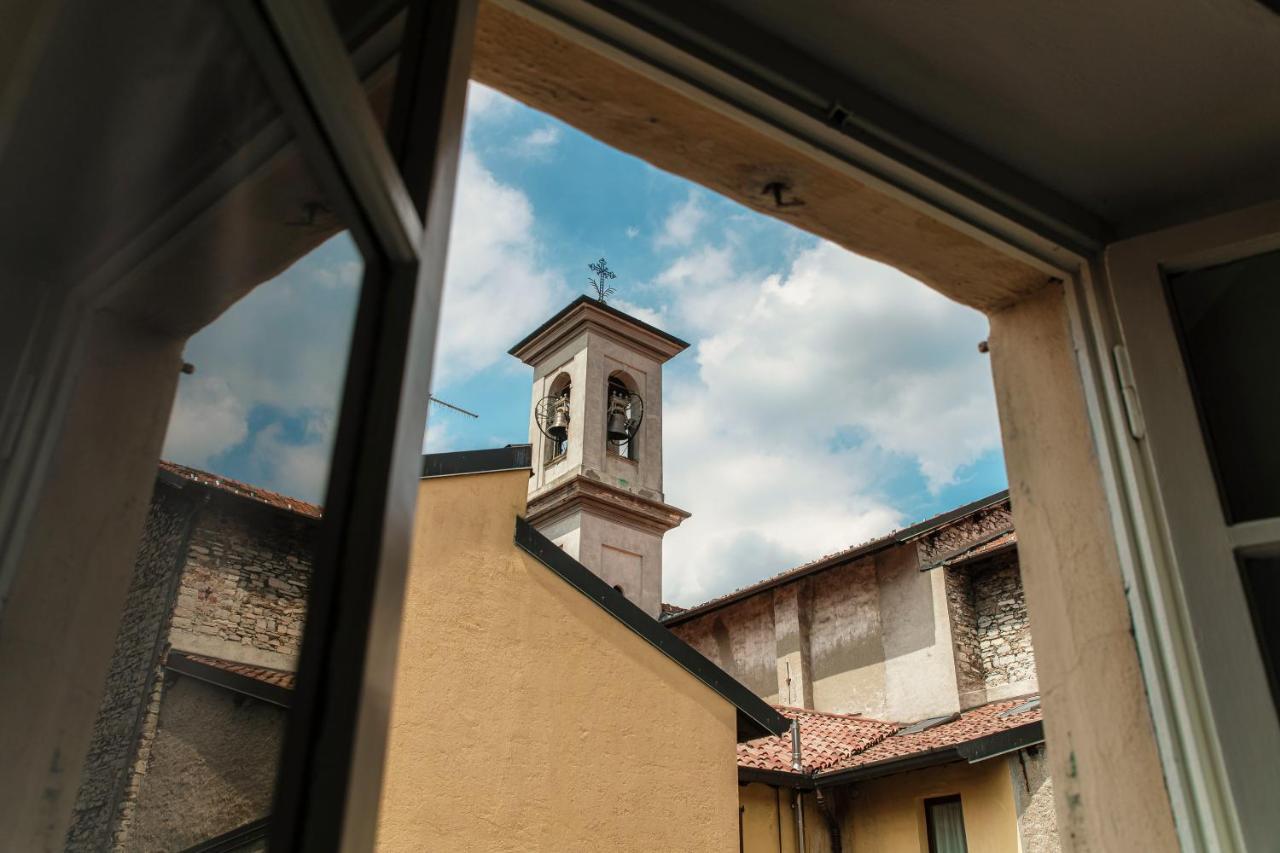 Silvia House - The House Of Travelers Apartment Como