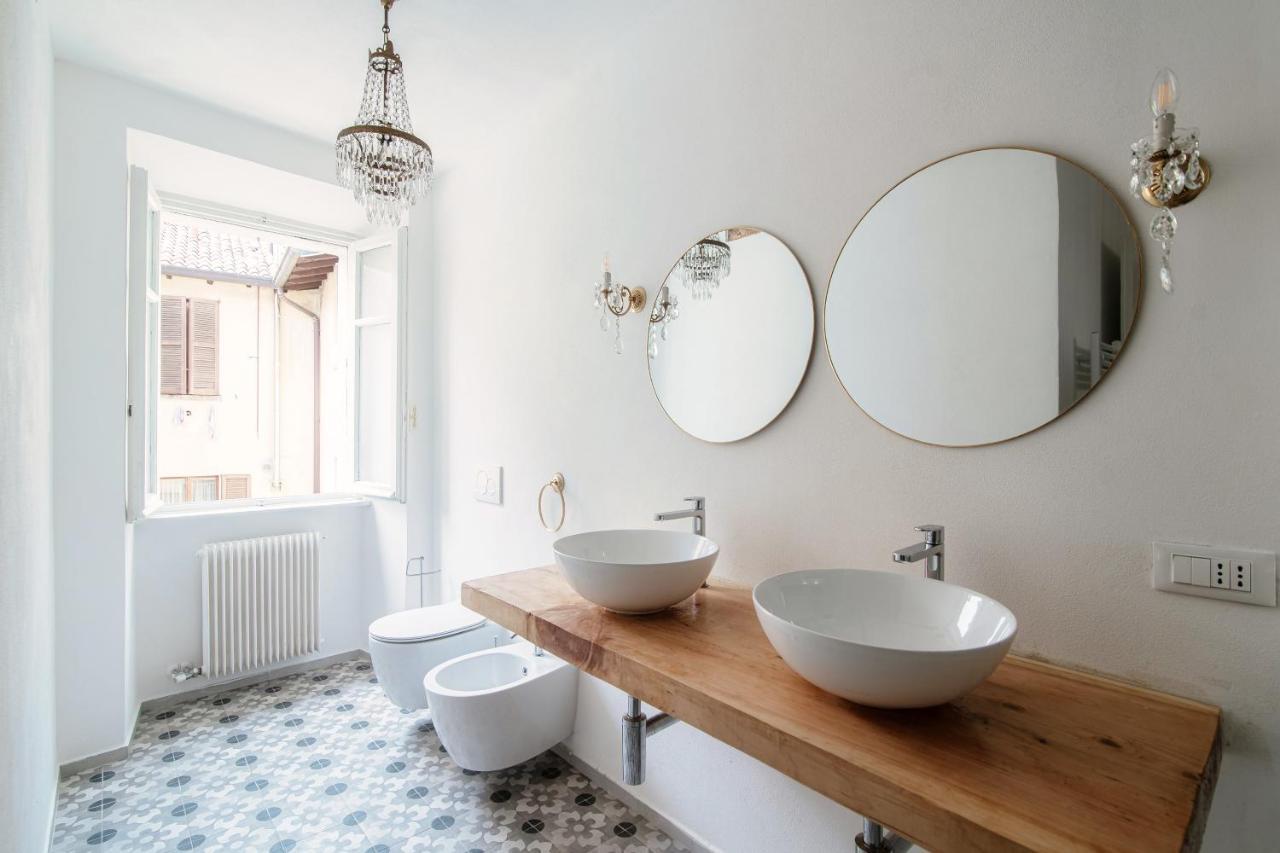 Apartment Silvia House - The House Of Travelers Como