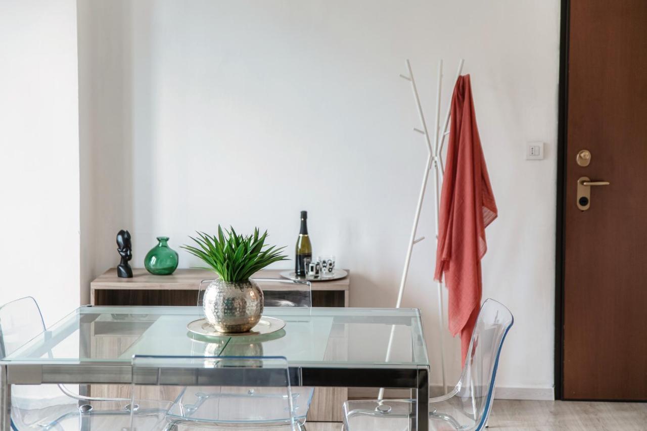 Joivy Family Flat Balcony Apartment *