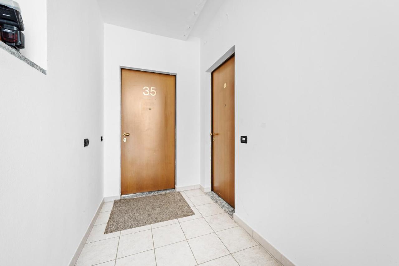 Casacamelia 35, 3 Bdrm With View Lake Como *