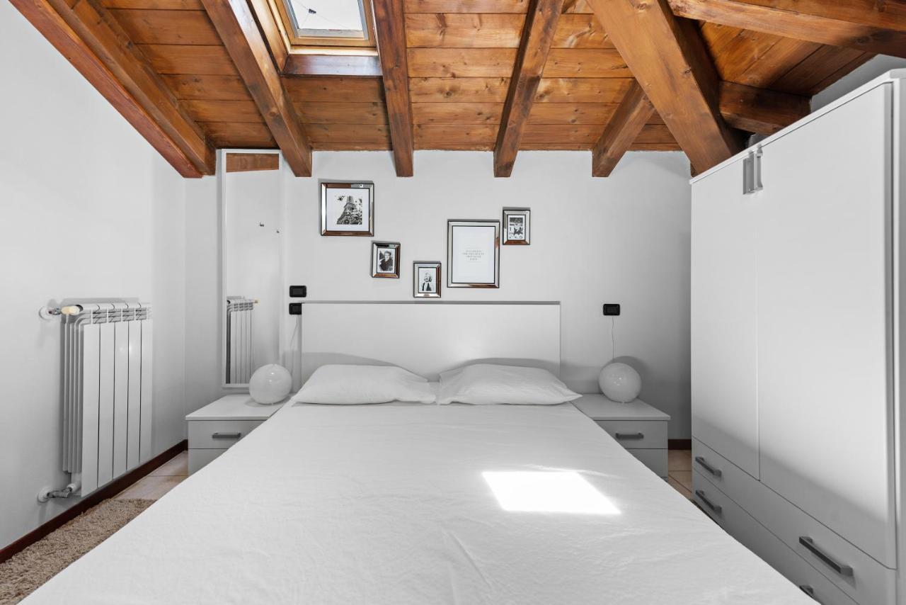 Casacamelia 35, 3 Bdrm With View Lake Como Apartment