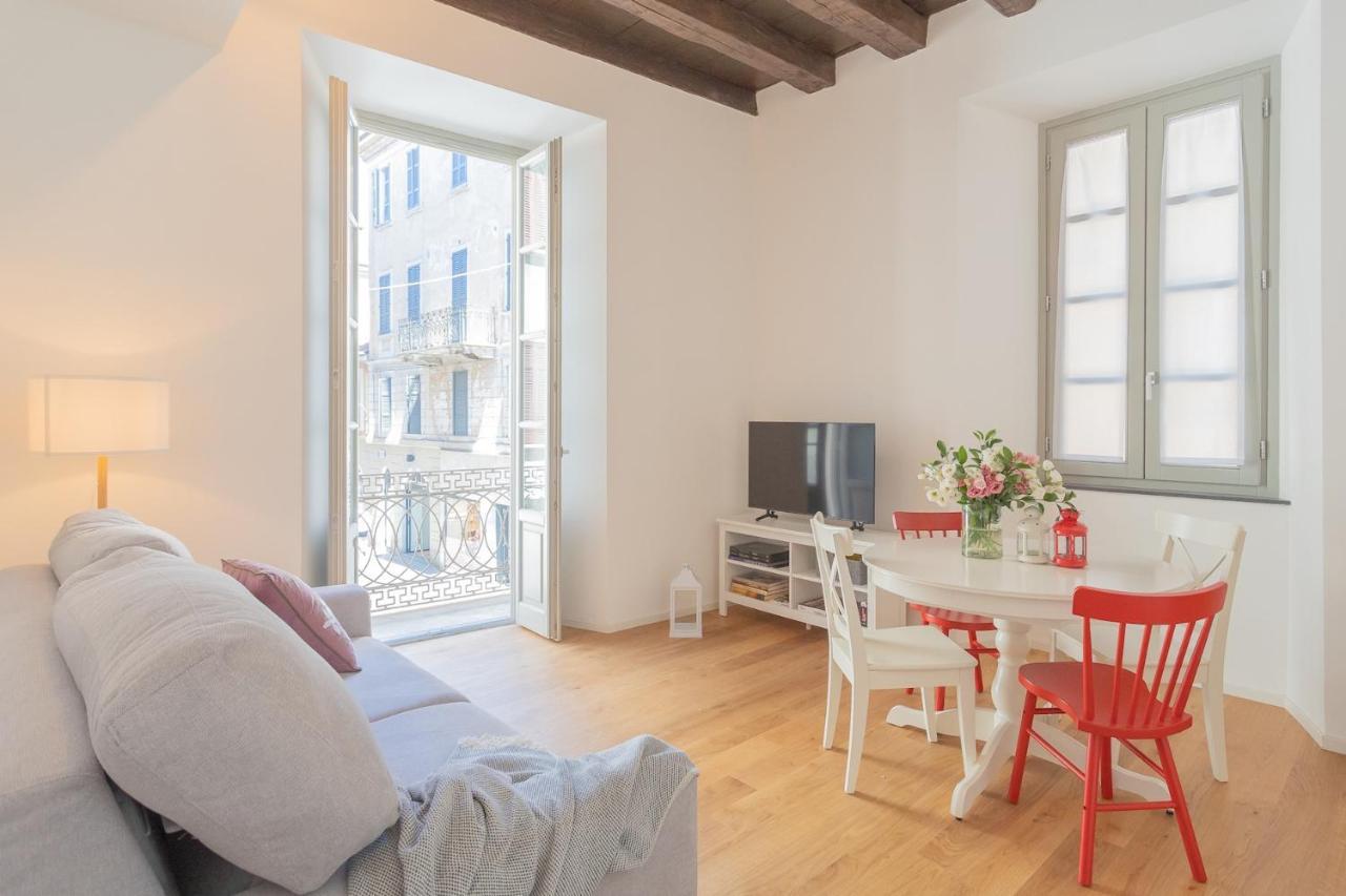 Independence With Balcony By Rent *