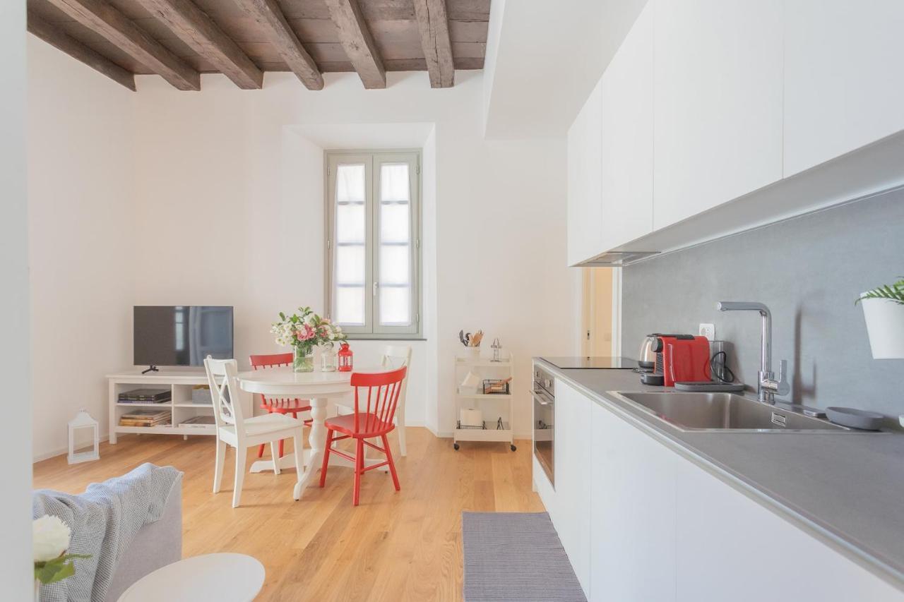 Apartment Independence With Balcony By Rent