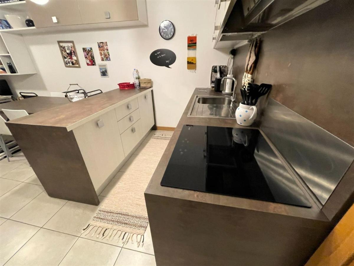 Modern In With Pool Apartment Gera Lario