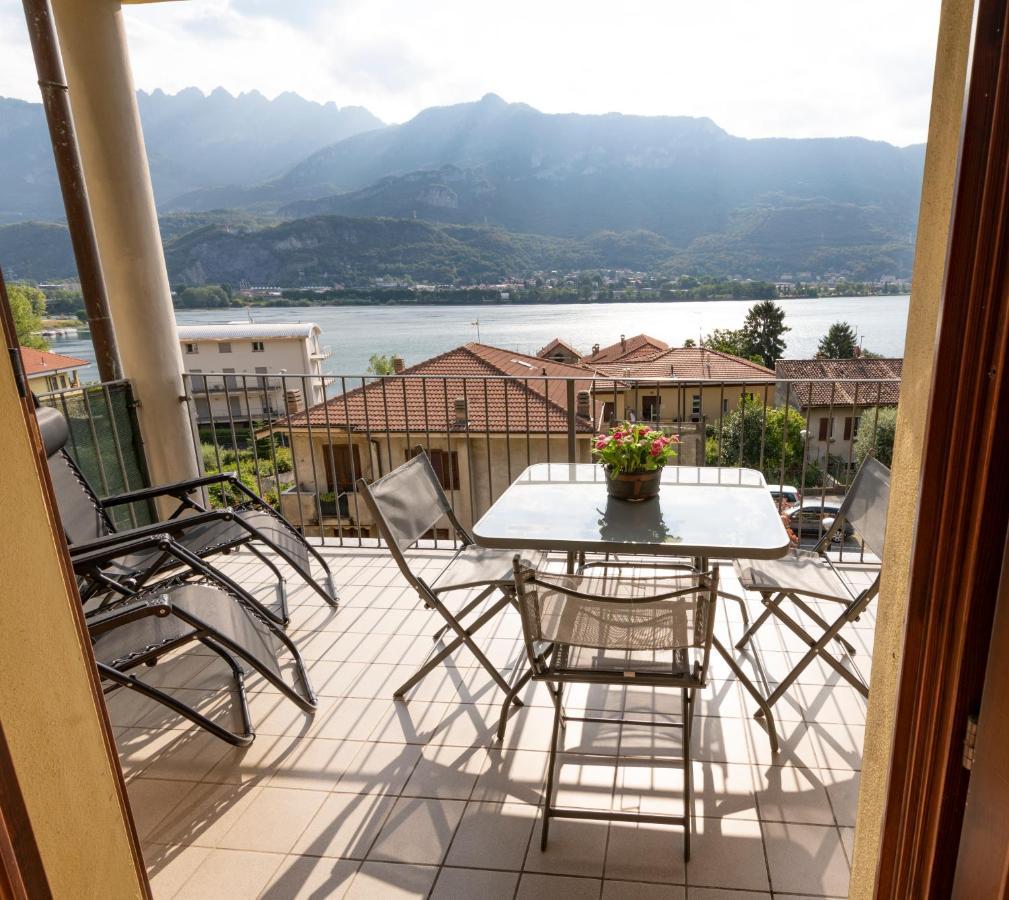 Apartment View House - *