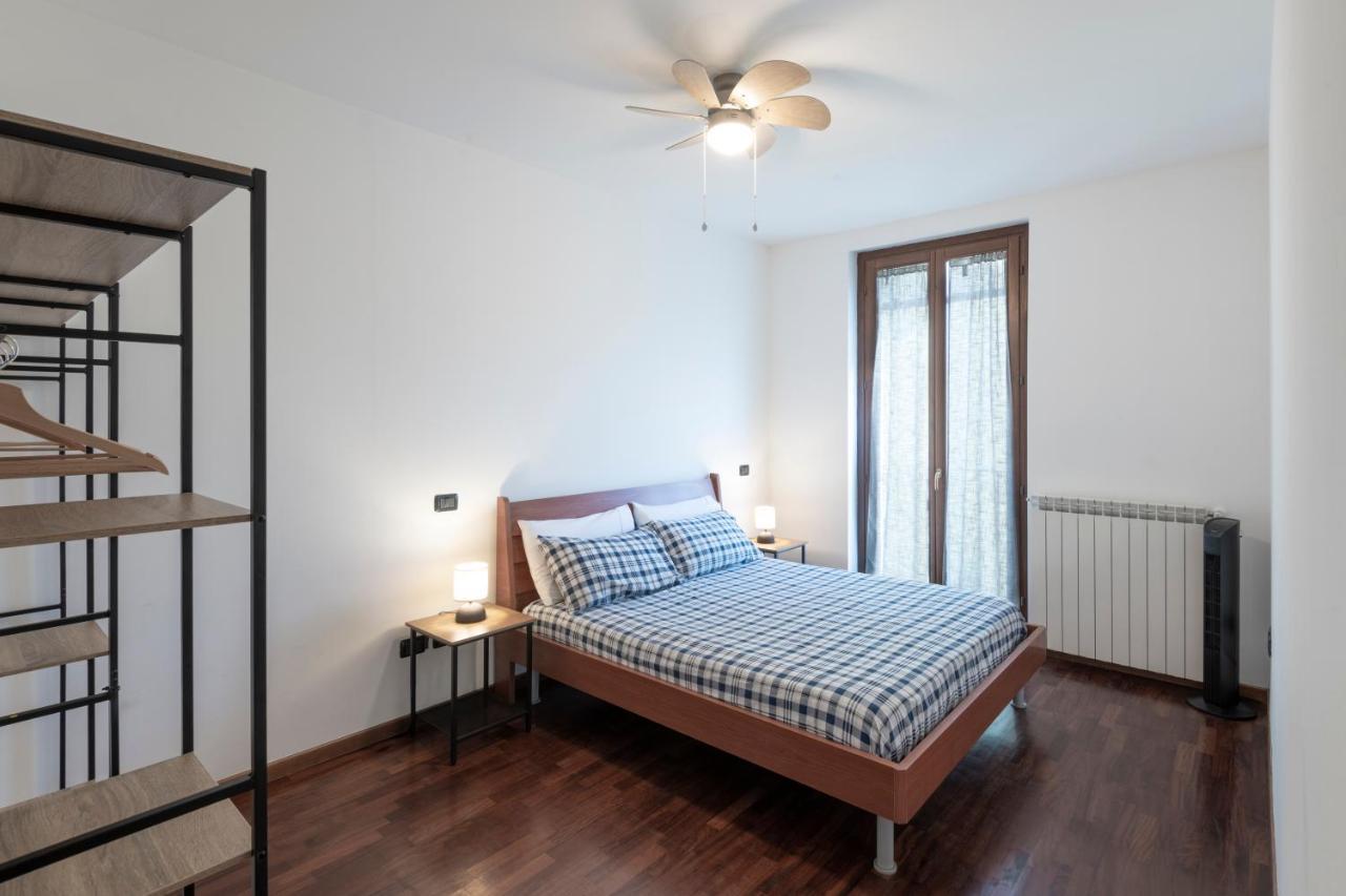 Apartment View House - *