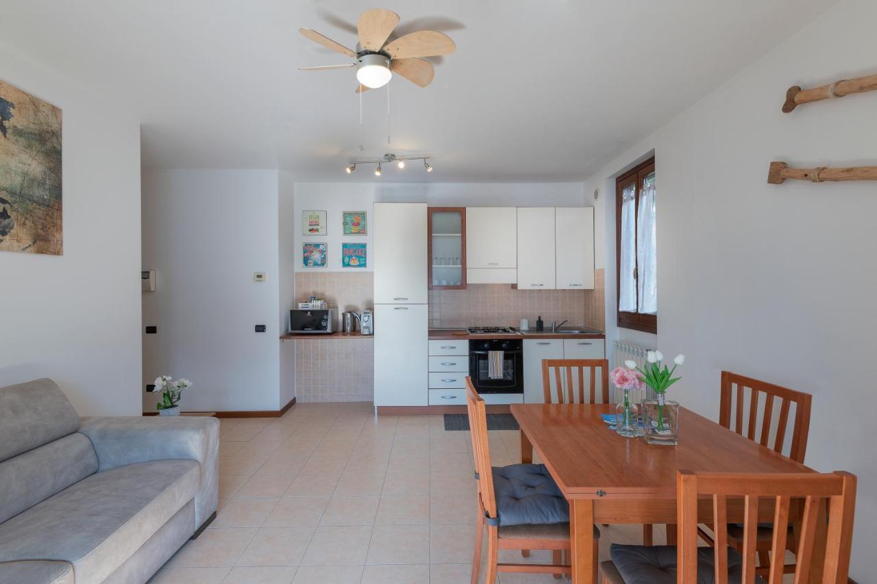 Apartment View House - Pescate