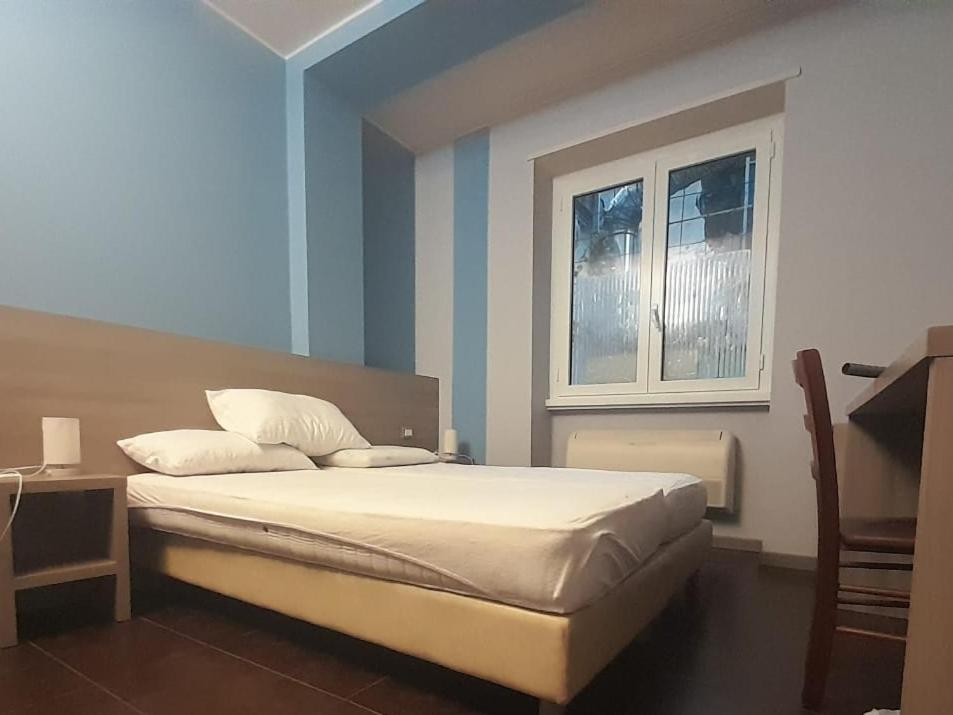 Hll Lungolago Lecco-como Hotel 3*