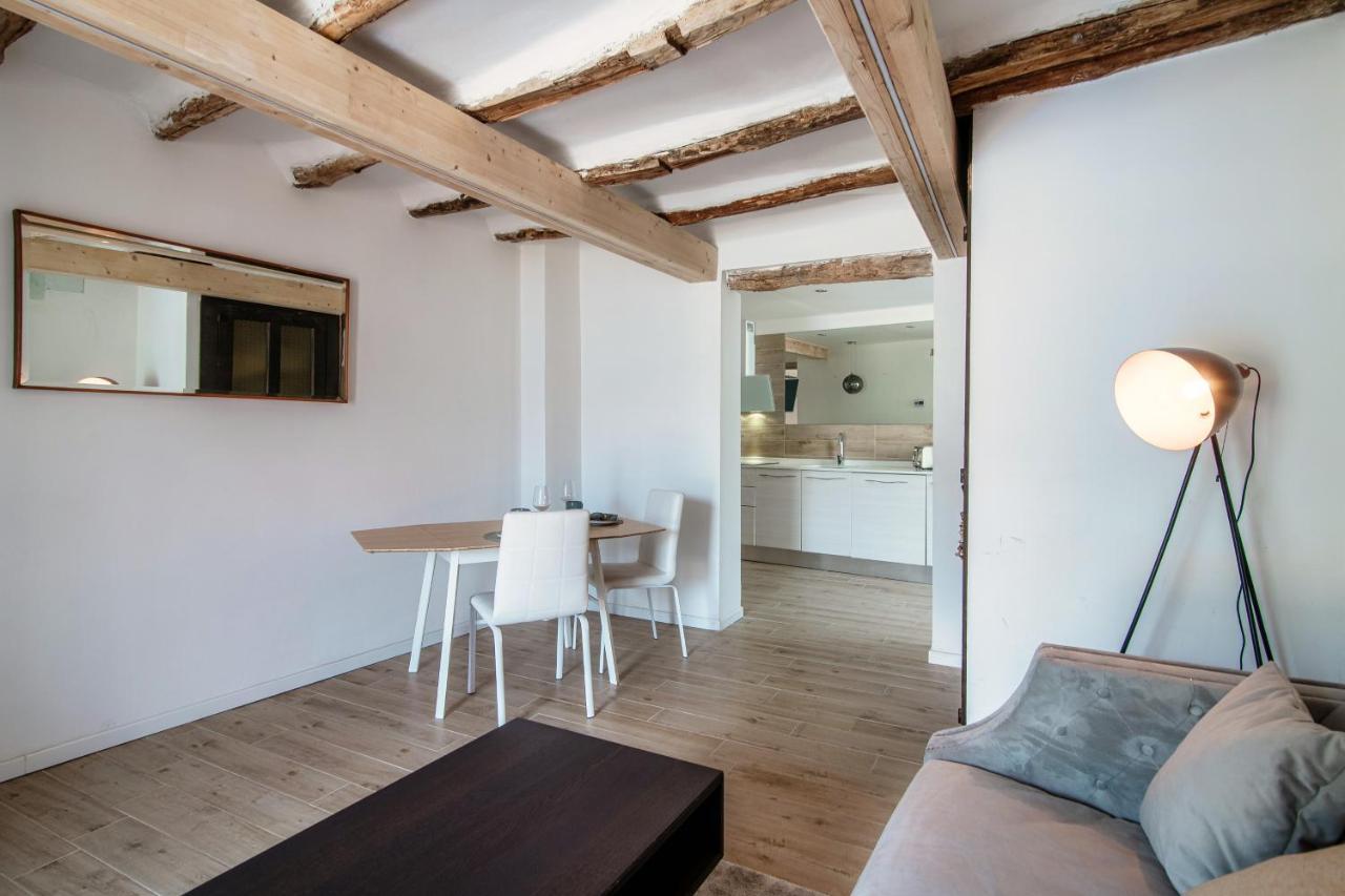 Acqua - By Myhomeincomo Moltrasio