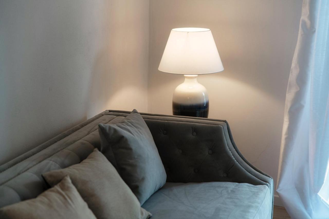 Apartment Acqua - By Myhomeincomo Moltrasio