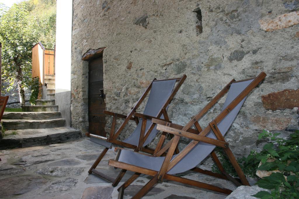 Casa Bucaneve & Ciclamino Apartment Gravedona